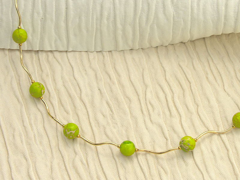 Apple Ripple Necklace