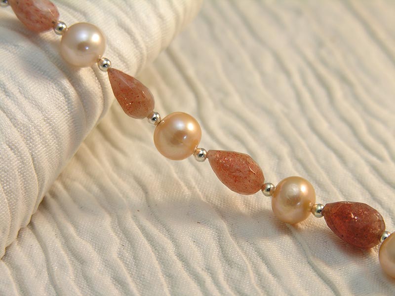 Champagne Cocktail Necklace