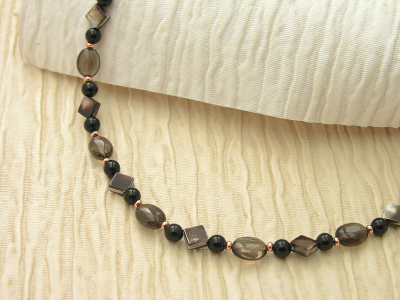 Chocolate Swirl Necklace - Close up