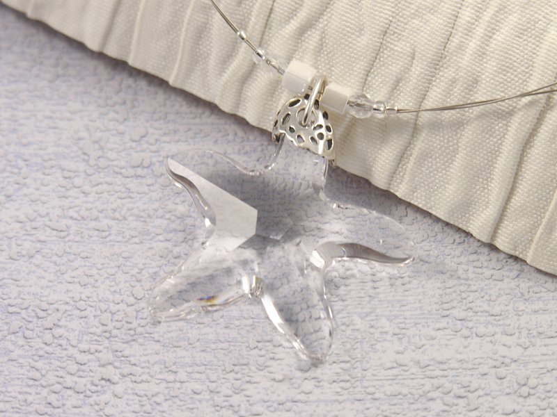 Simple Star Necklace