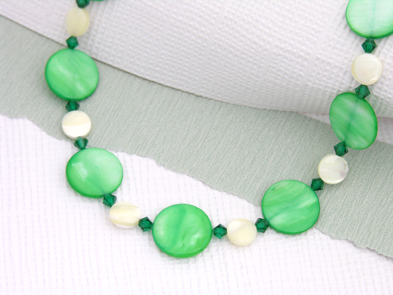 Lush Green Meadows Necklace