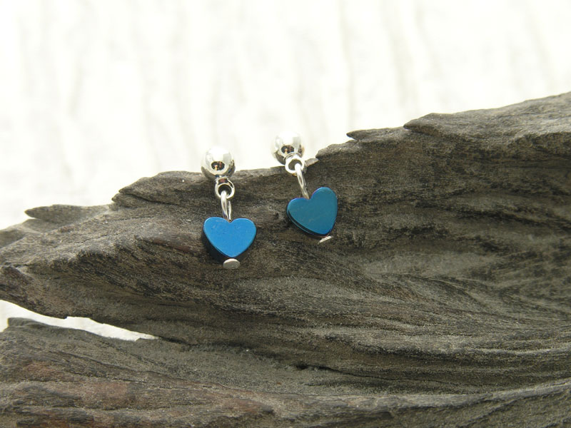 Fallen Hearts Stud Earrings