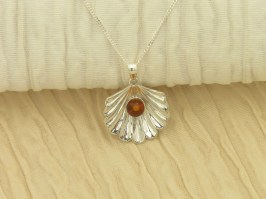Amber Shell Necklace