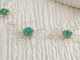 Daisy Chain Necklace