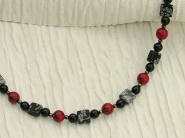 Delightfully Dotty Necklace