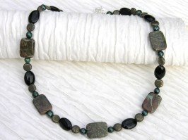 White Moss Woods Necklace
