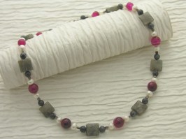 Fuchsia Dream Necklace