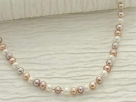 Lustrous Necklace