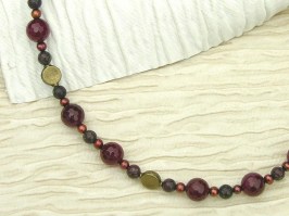 Mulled Wine Necklace