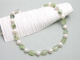 White Moss Necklace