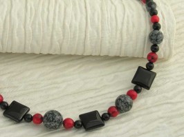Winter Berries Necklace
