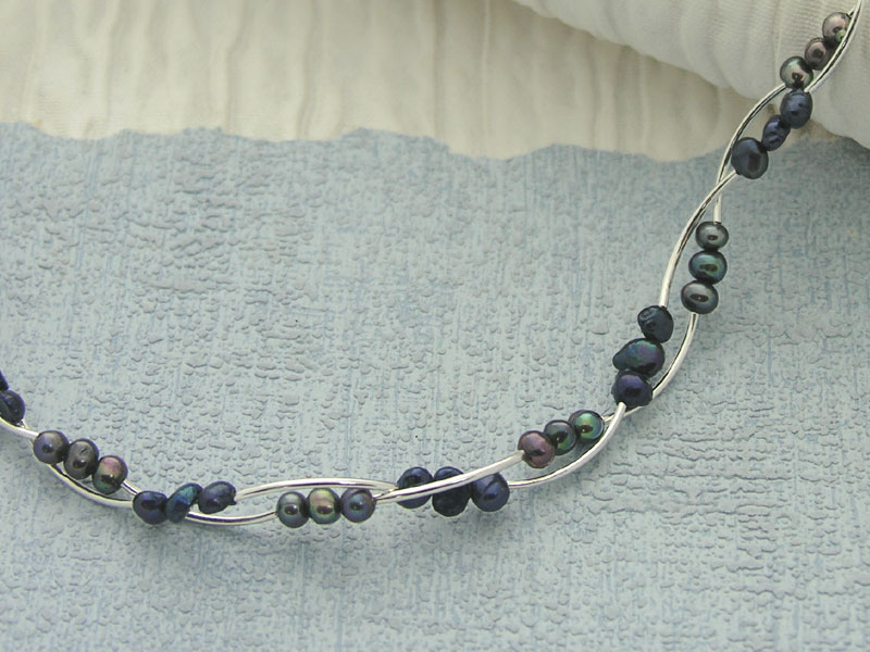 Rippling Shoals Necklace