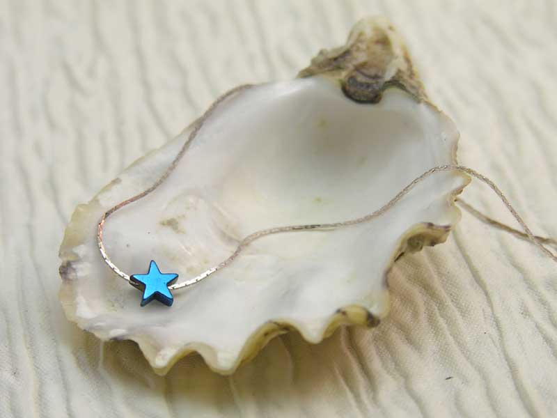 Silky Fallen Star Necklace